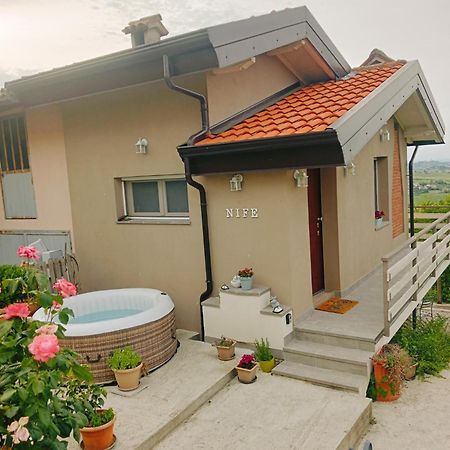 Nife Tiny House - Secret Garden Villa Montalbo Exterior photo