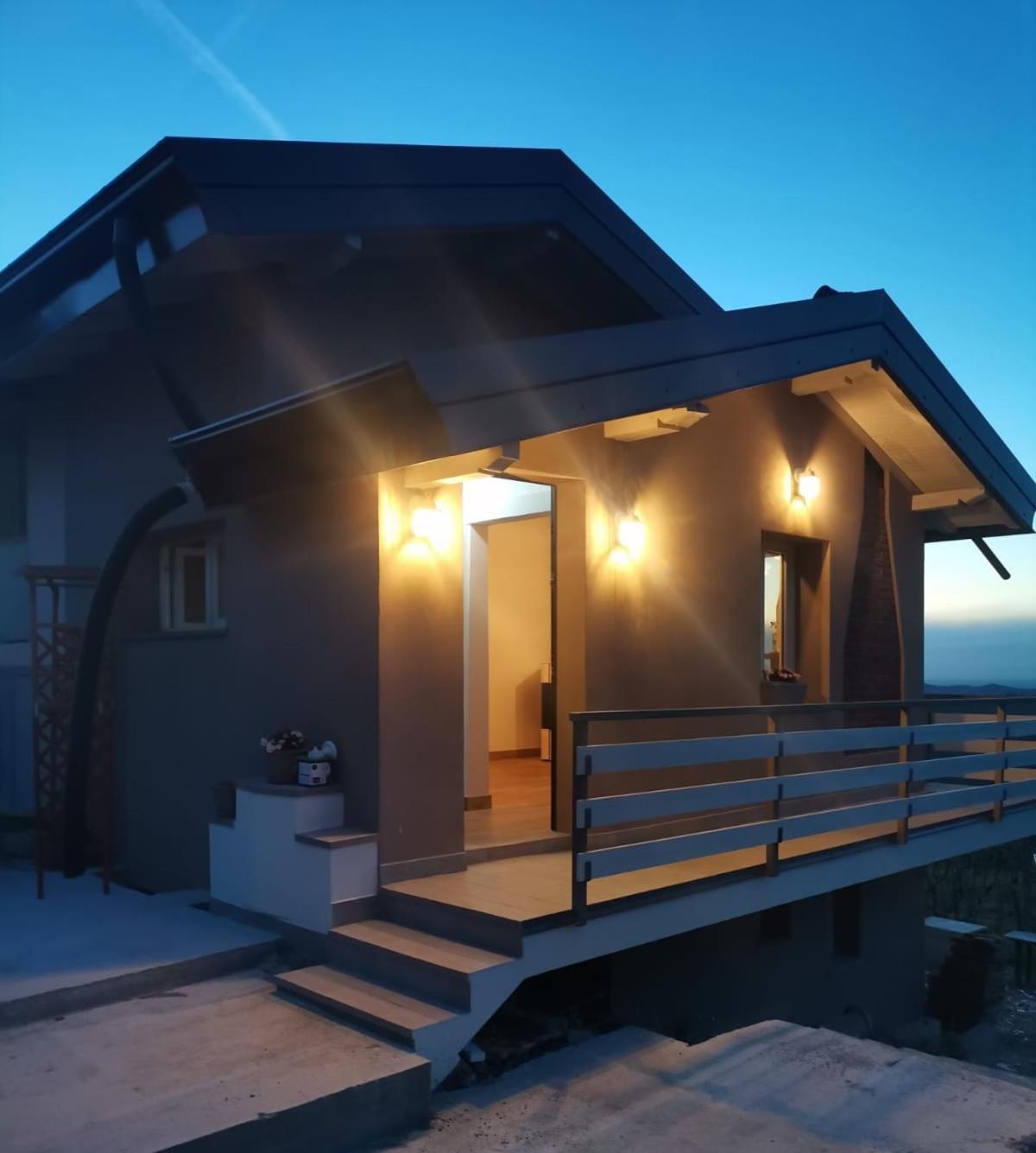 Nife Tiny House - Secret Garden Villa Montalbo Exterior photo