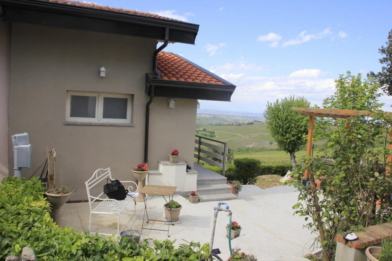 Nife Tiny House - Secret Garden Villa Montalbo Exterior photo