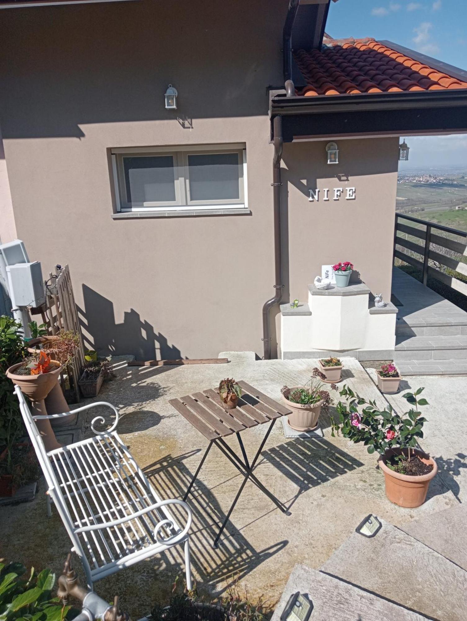 Nife Tiny House - Secret Garden Villa Montalbo Exterior photo